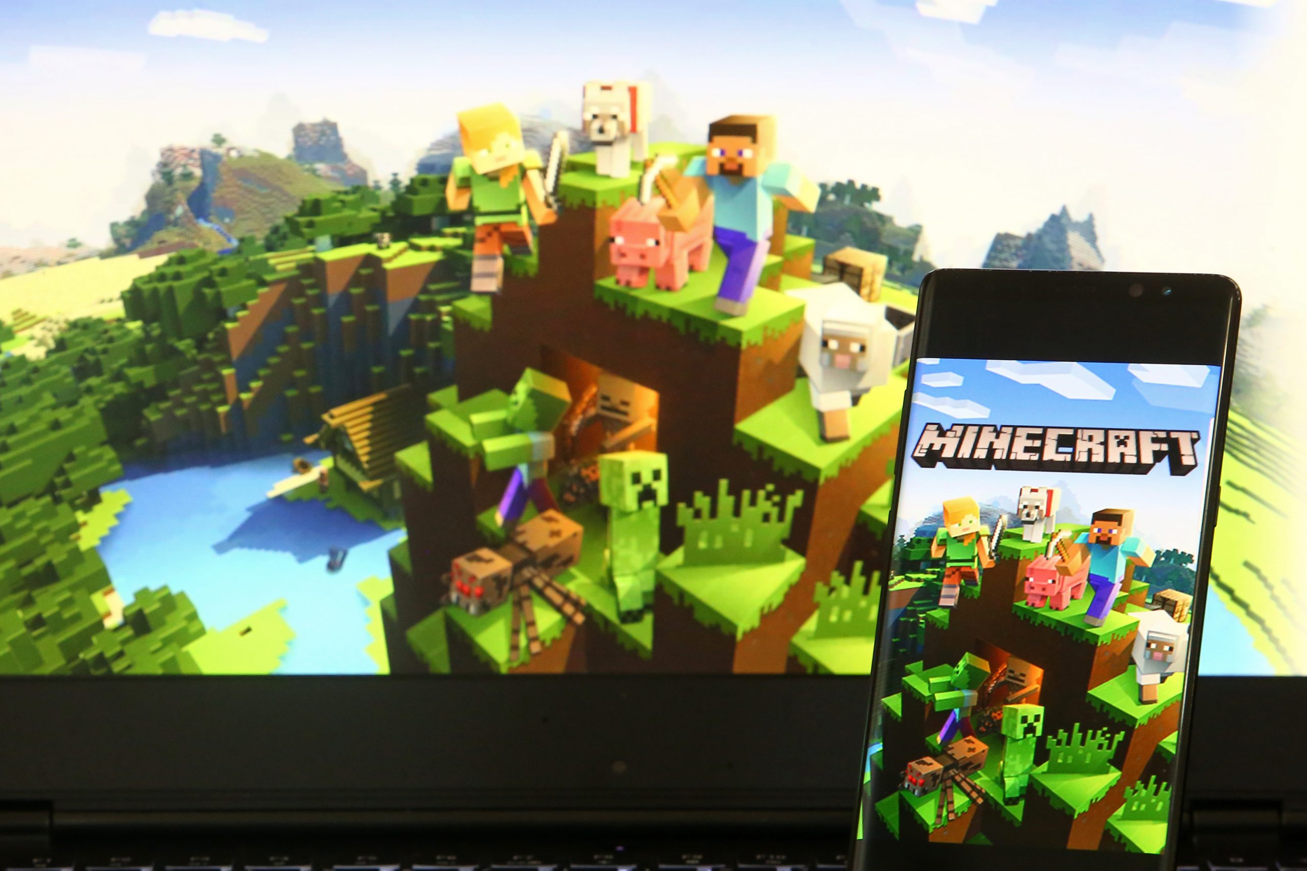 What Parents need to know about MINECRAFT